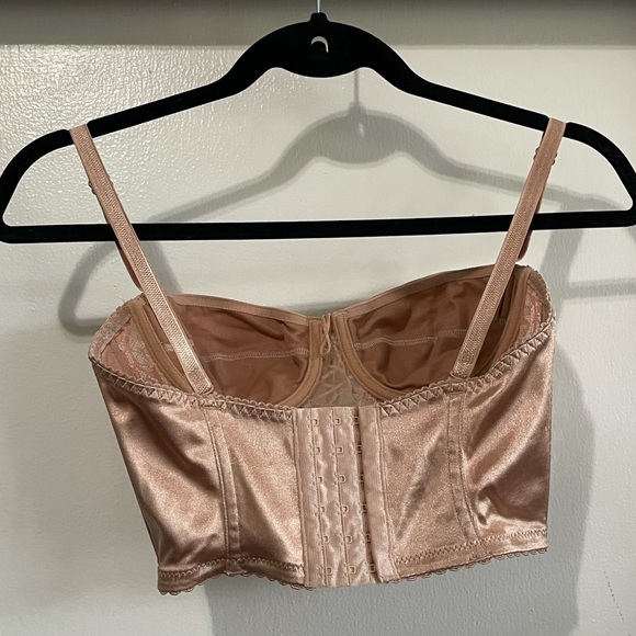 Vintage Balconet Lace-up Bustier ❣︎ - Picture 3 of 7